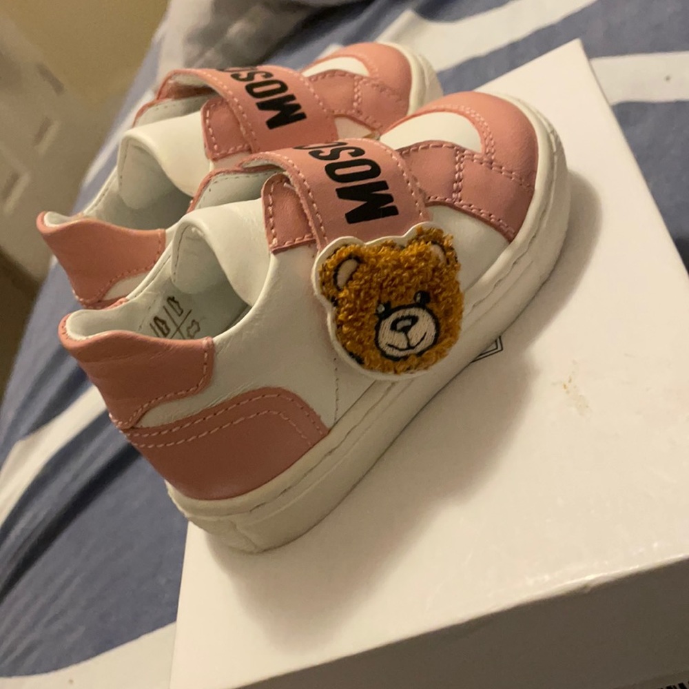 Moschino baby shoes size 3 white an pink